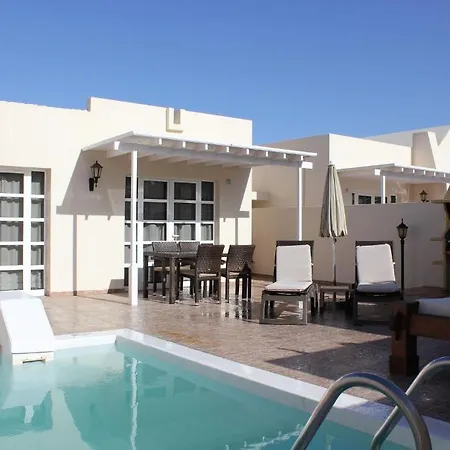 Villas Cinco Casitas *